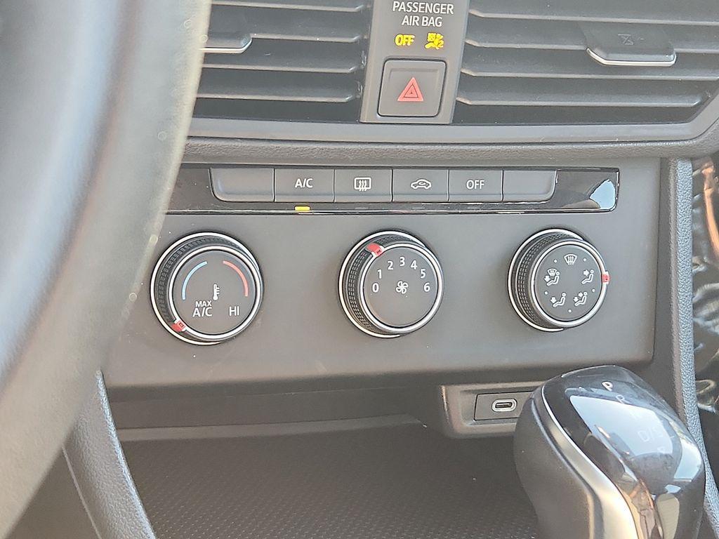 used 2024 Volkswagen Jetta car, priced at $18,600