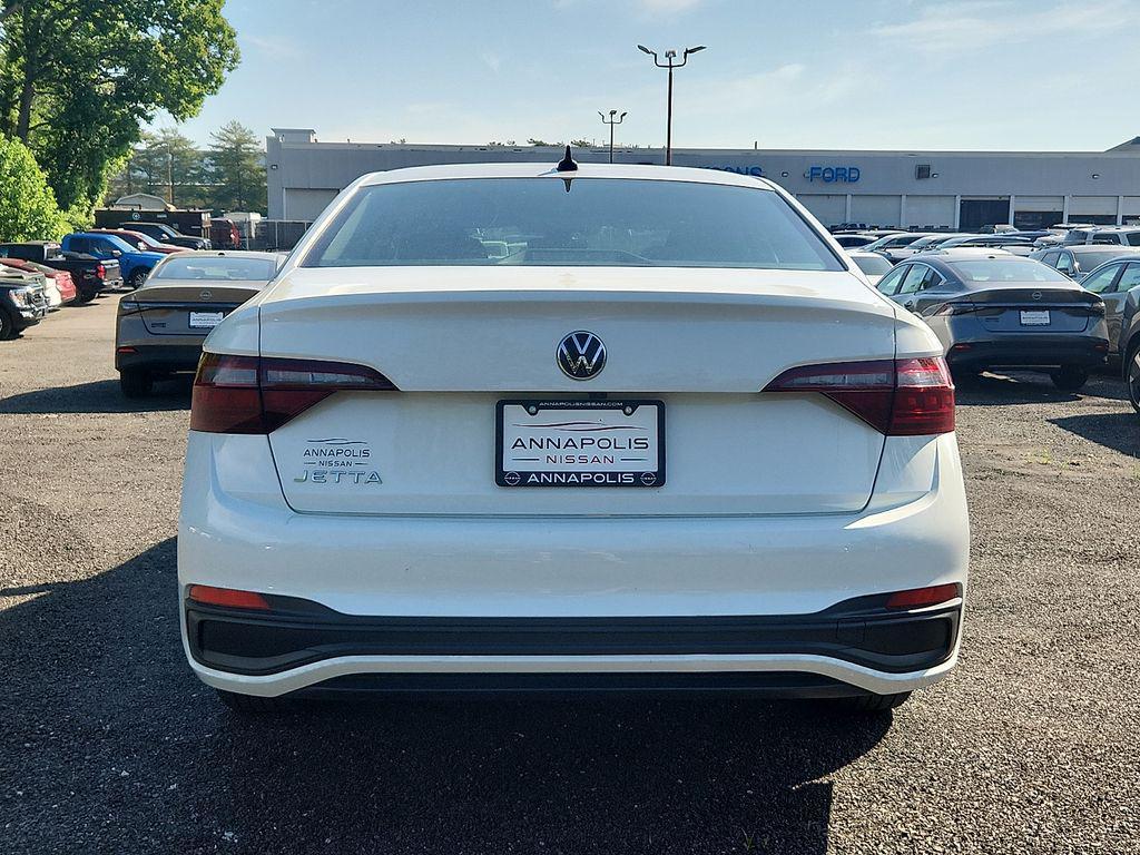 used 2024 Volkswagen Jetta car, priced at $18,600