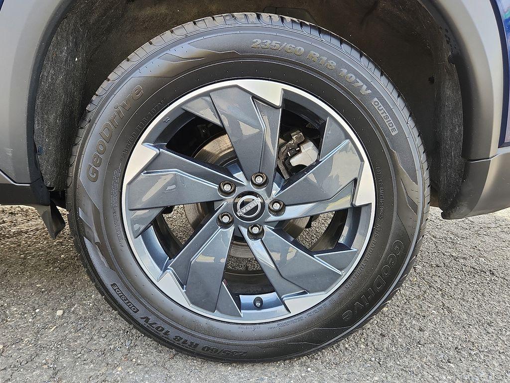 used 2024 Nissan Rogue car, priced at $23,200