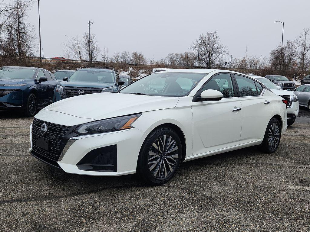 used 2023 Nissan Altima car, priced at $18,500