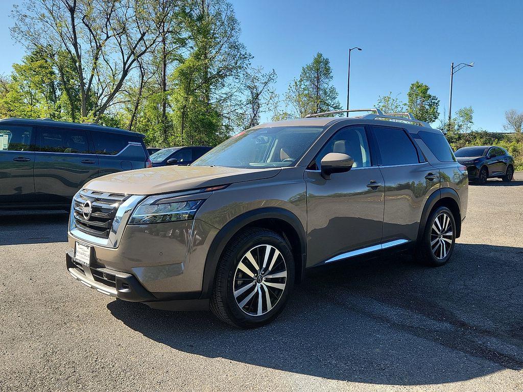 used 2023 Nissan Pathfinder car, priced at $31,000