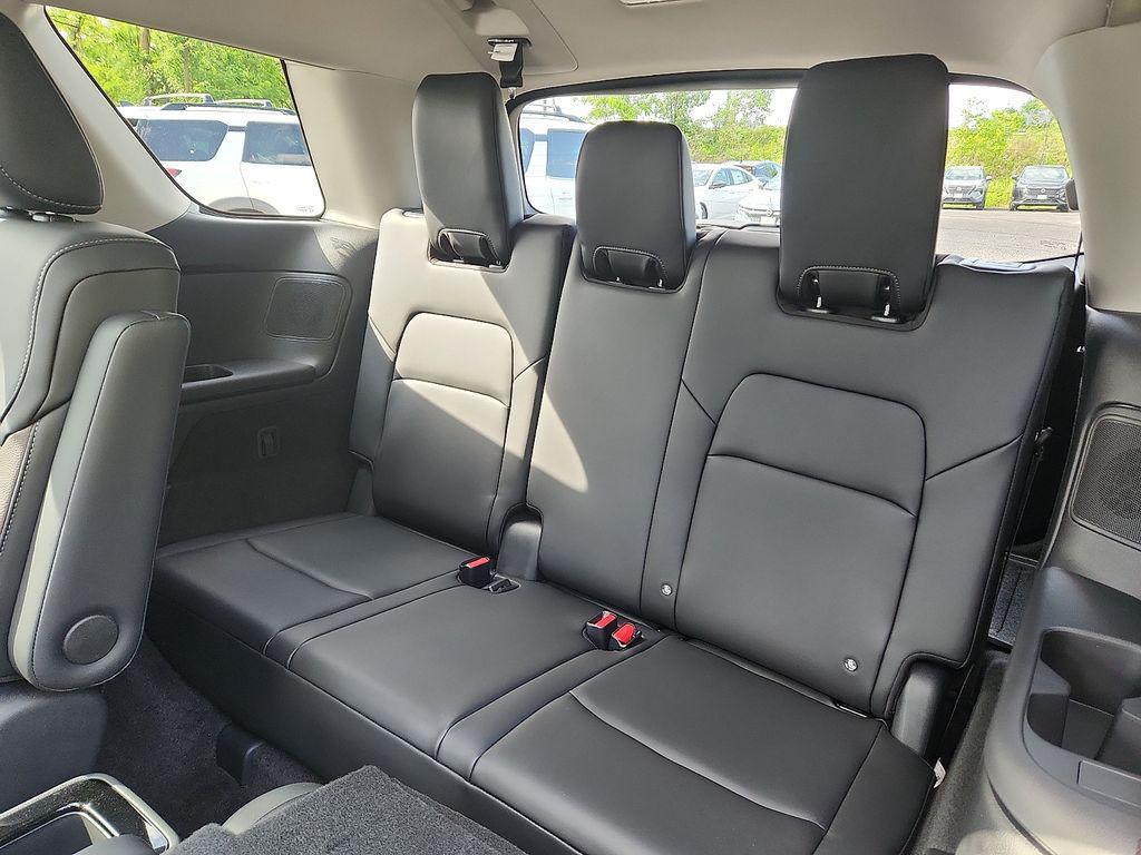 new 2026 Nissan Pathfinder car, priced at $48,939