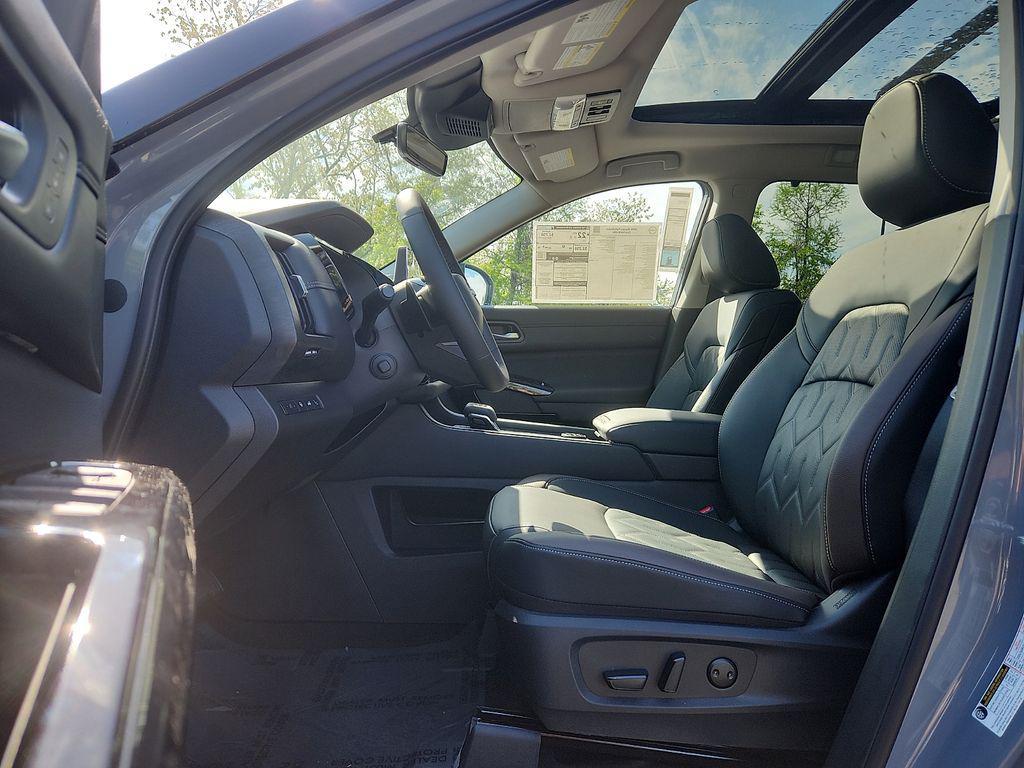 new 2026 Nissan Pathfinder car, priced at $49,337