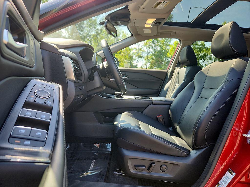 used 2022 Nissan Rogue car, priced at $24,300
