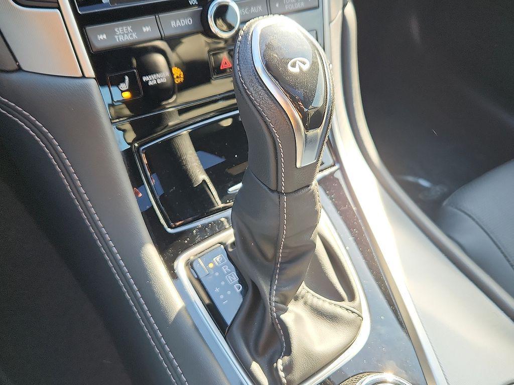 used 2021 INFINITI Q60 car, priced at $30,600