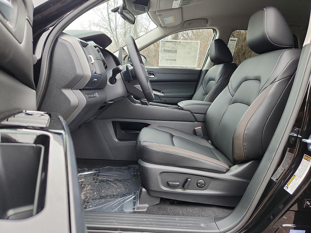 new 2026 Nissan Pathfinder car, priced at $40,878