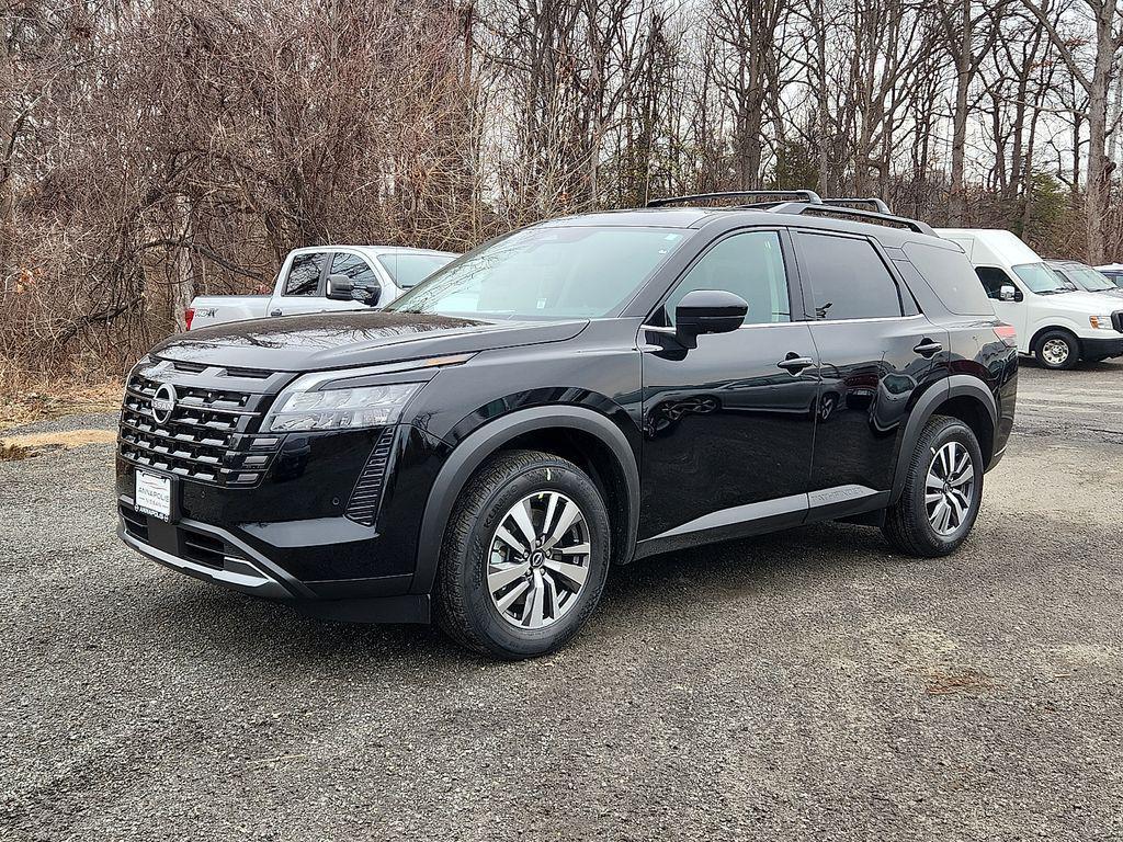 new 2026 Nissan Pathfinder car, priced at $40,878