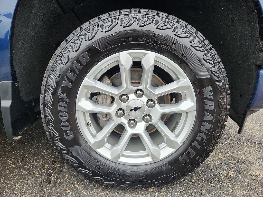 used 2022 Chevrolet Silverado 1500 car, priced at $38,650