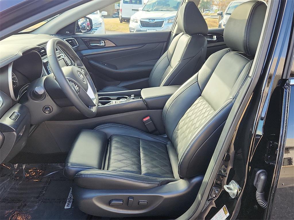 used 2023 Nissan Maxima car, priced at $34,979