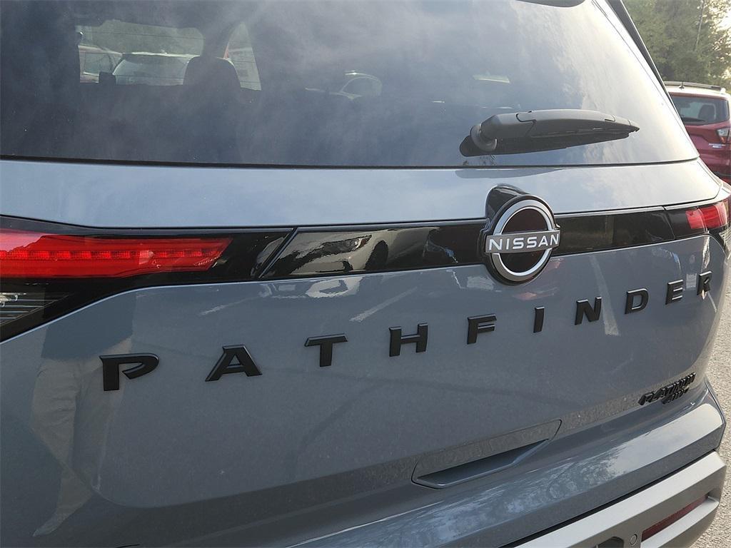 new 2025 Nissan Pathfinder car, priced at $44,786