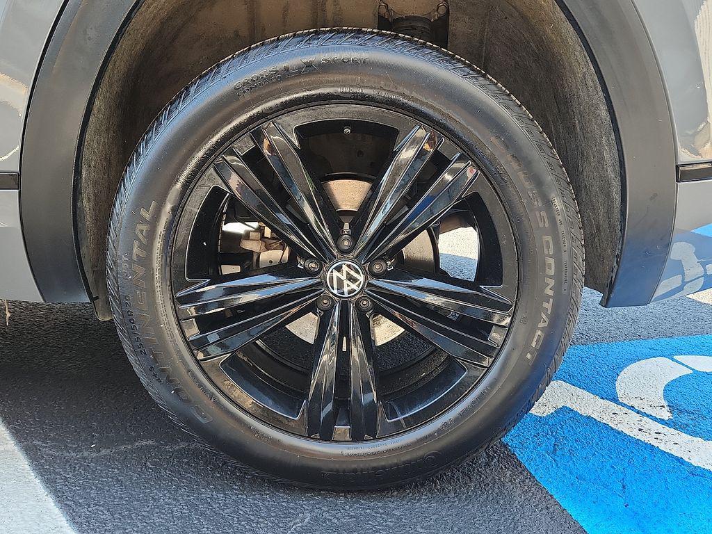 used 2023 Volkswagen Atlas Cross Sport car, priced at $23,500