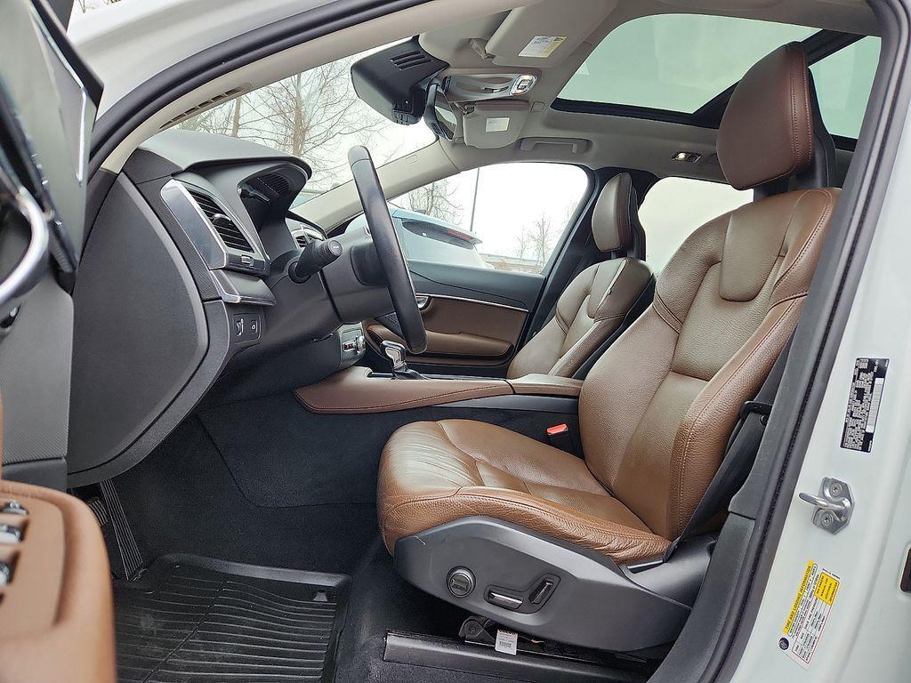 used 2020 Volvo XC90 car, priced at $19,444