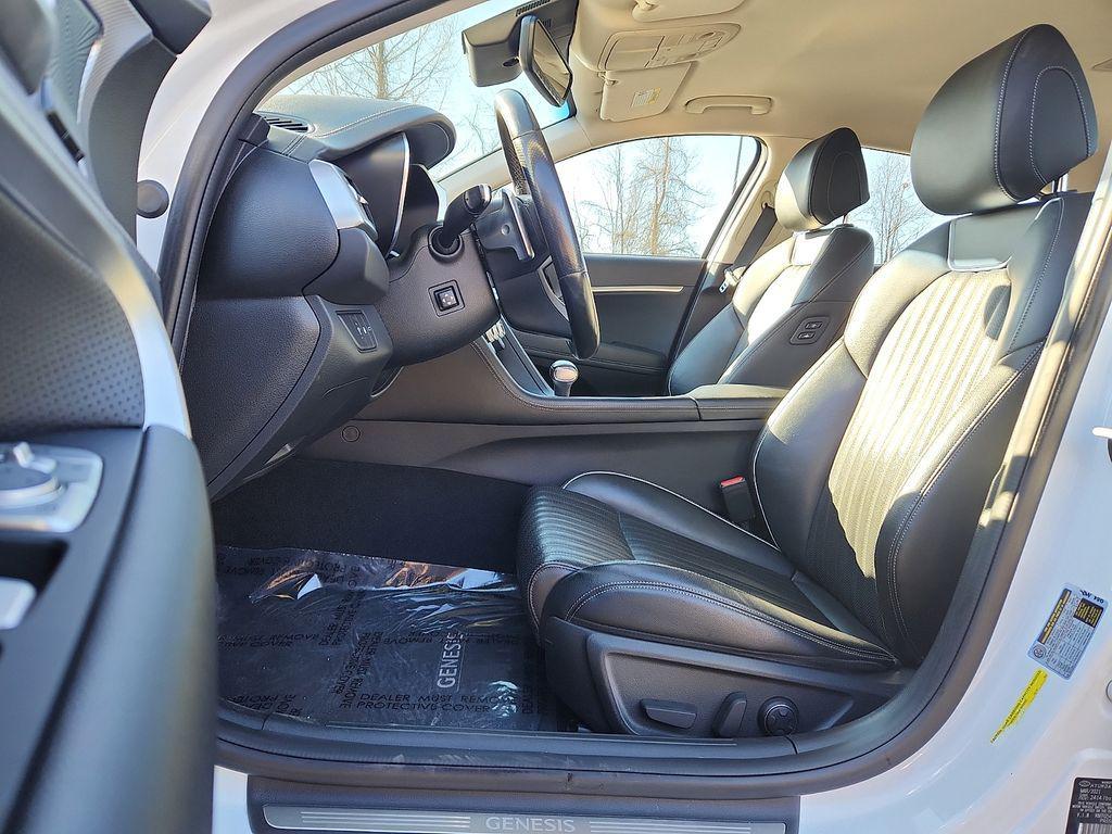 used 2022 Genesis G70 car, priced at $29,600