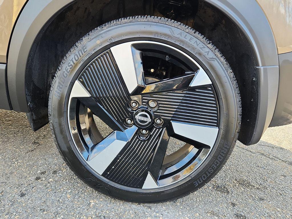 used 2025 Nissan Kicks car, priced at $24,949