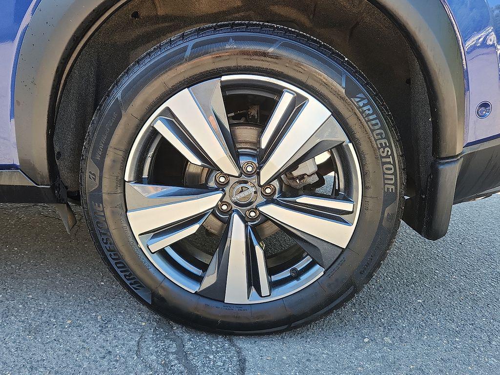 used 2023 Nissan Rogue car, priced at $24,735