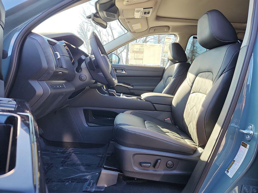 new 2026 Nissan Pathfinder car, priced at $49,137