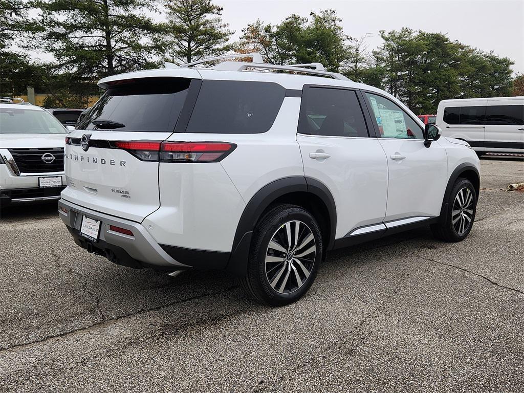 new 2025 Nissan Pathfinder car, priced at $43,387