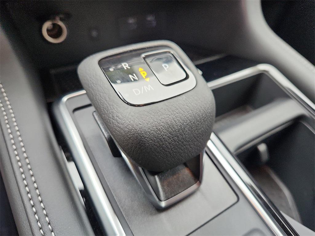 new 2025 Nissan Pathfinder car, priced at $43,387