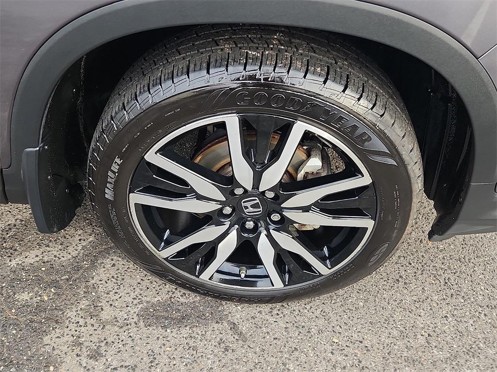 used 2021 Honda Pilot car, priced at $24,800