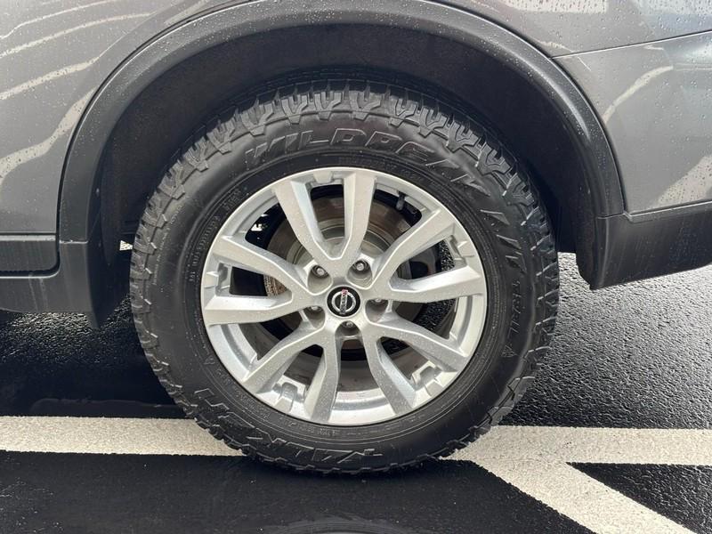 used 2018 Nissan Rogue car, priced at $9,900