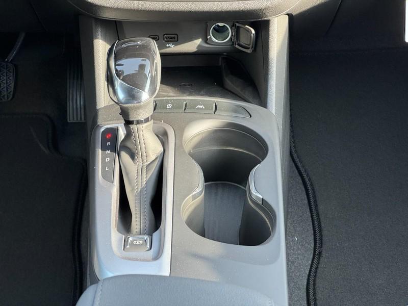 new 2025 Buick Envista car, priced at $23,035