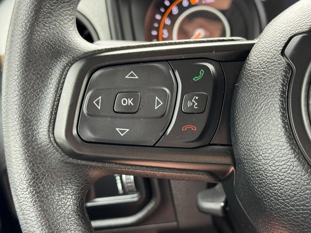 used 2025 Jeep Gladiator car, priced at $37,900