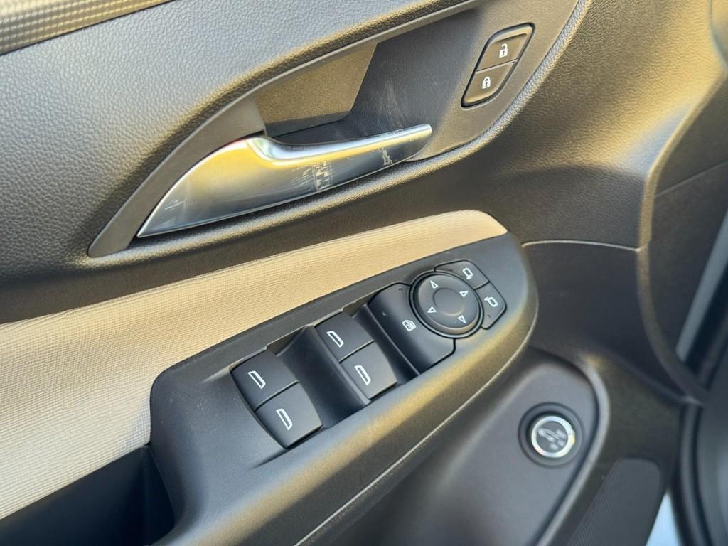 new 2026 Buick Envista car, priced at $28,135