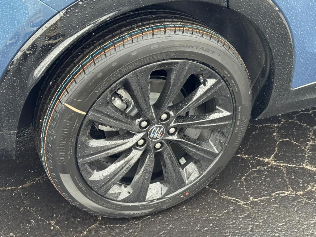 new 2026 Buick Envista car, priced at $25,725