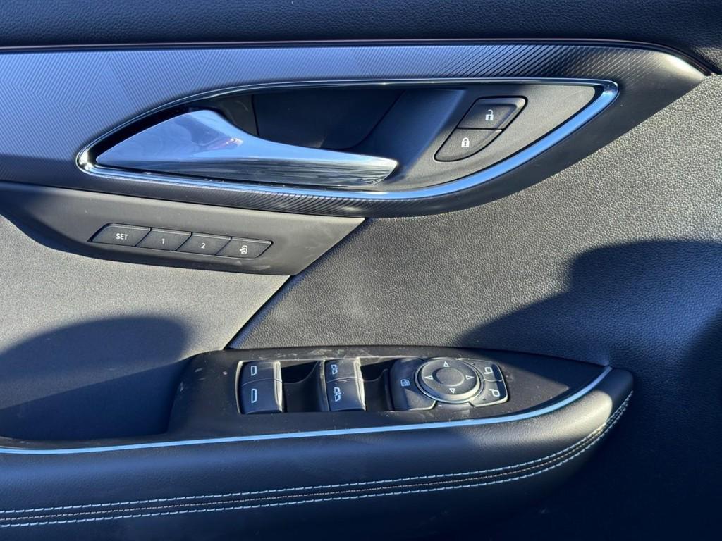 new 2026 Buick Envision car, priced at $45,954