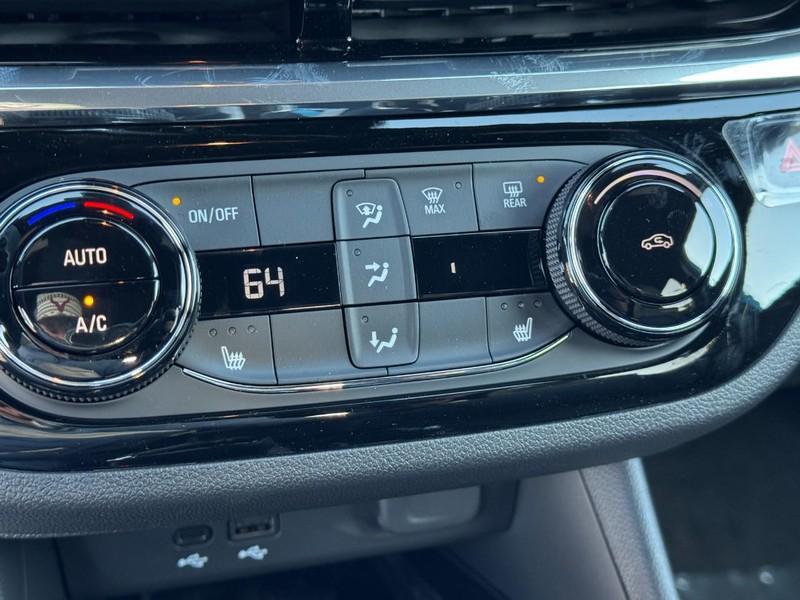 new 2026 Buick Envista car, priced at $28,227