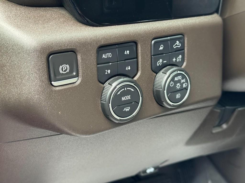 used 2022 Chevrolet Silverado 1500 car, priced at $35,900