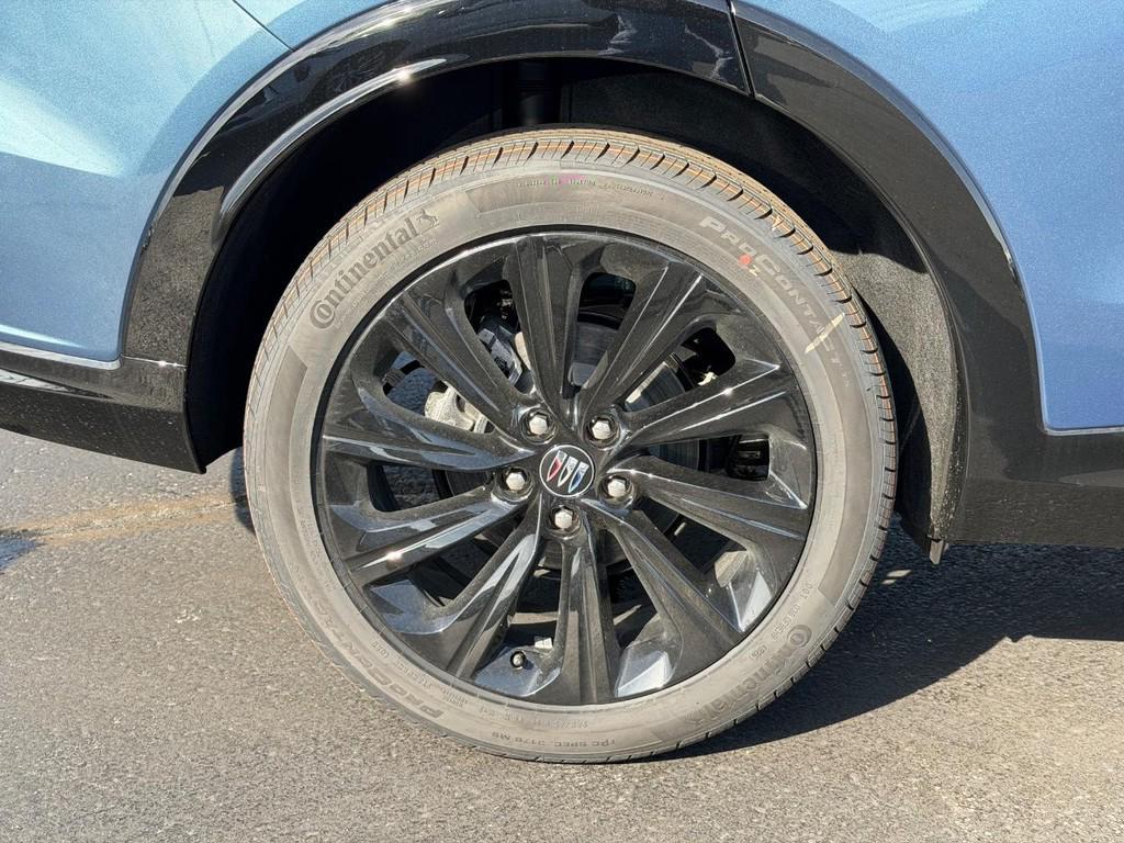 new 2026 Buick Envista car, priced at $25,725