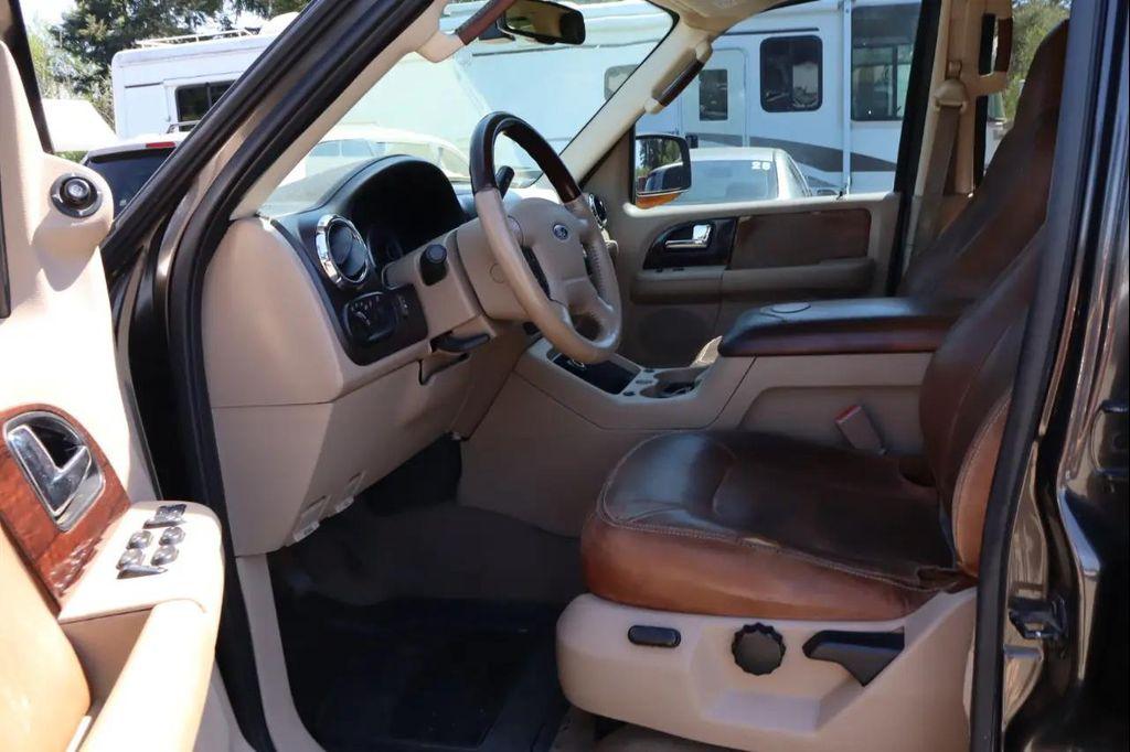 used 2006 Ford Expedition car, priced at $2,995