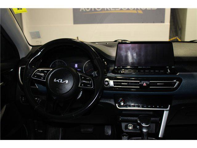 used 2023 Kia Seltos car, priced at $21,099