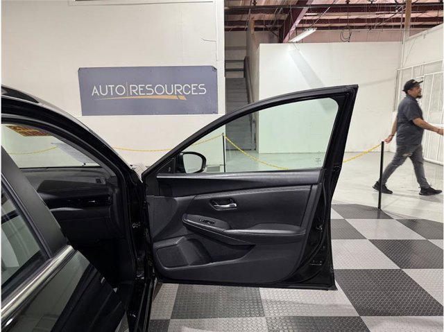 2023 Super Black Nissan Sentra