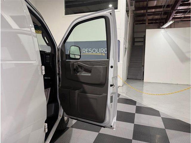 used 2017 Chevrolet Express 2500 car