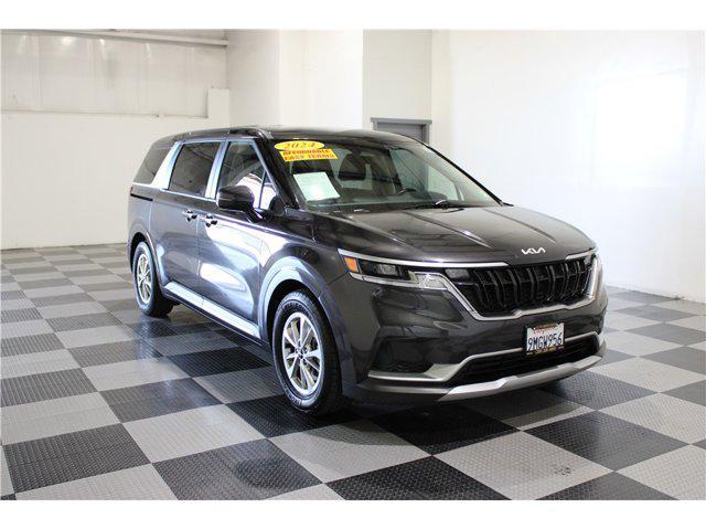 used 2024 Kia Carnival car, priced at $29,999