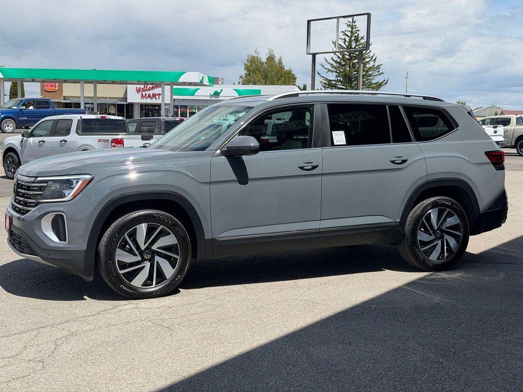used 2025 Volkswagen Atlas car, priced at $38,999