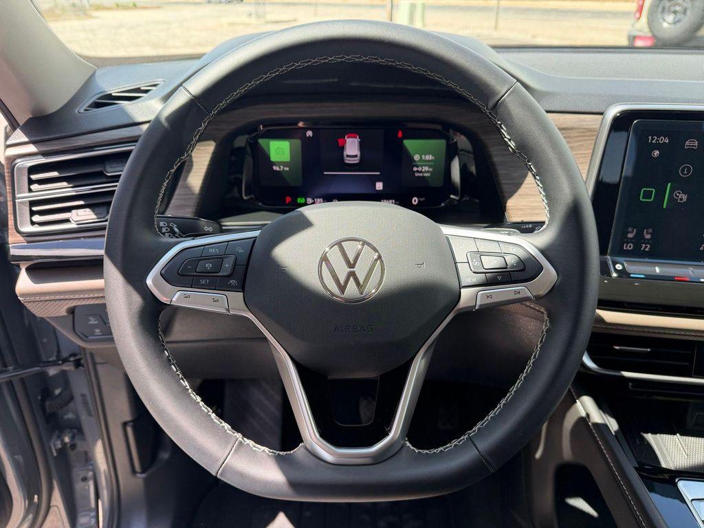 used 2025 Volkswagen Atlas car, priced at $38,999