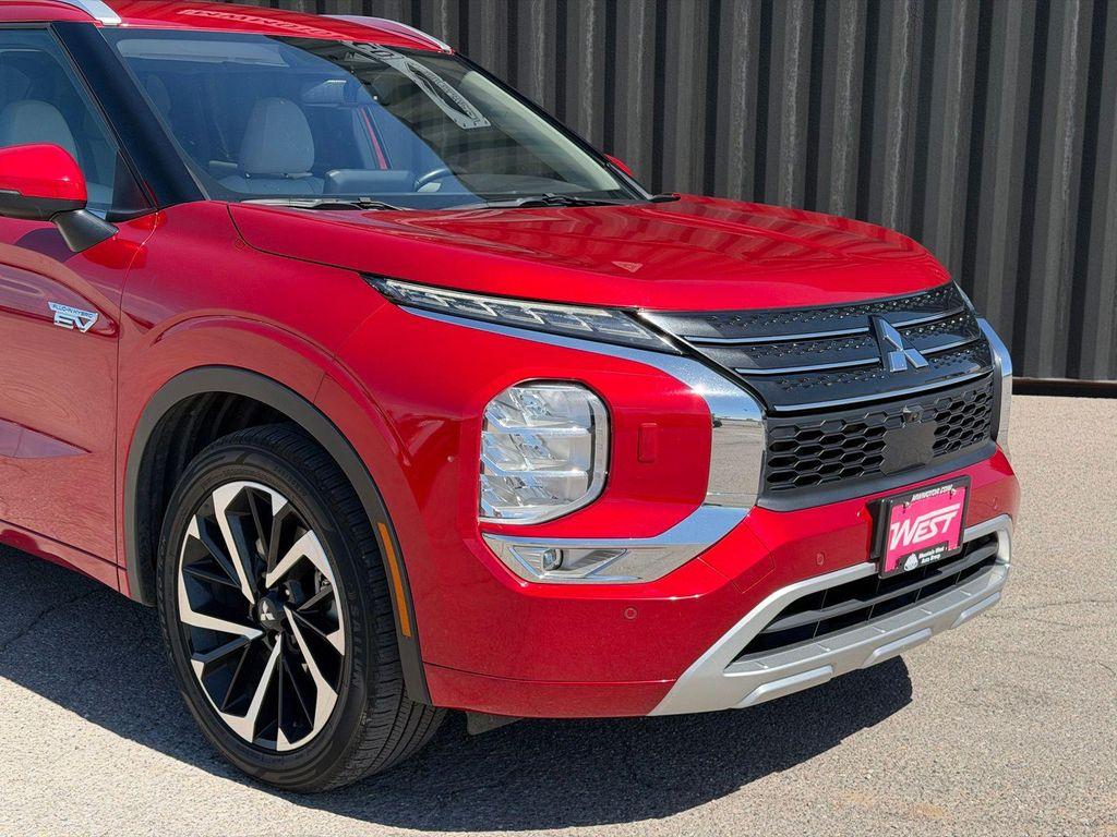 used 2024 Mitsubishi Outlander PHEV car, priced at $27,384