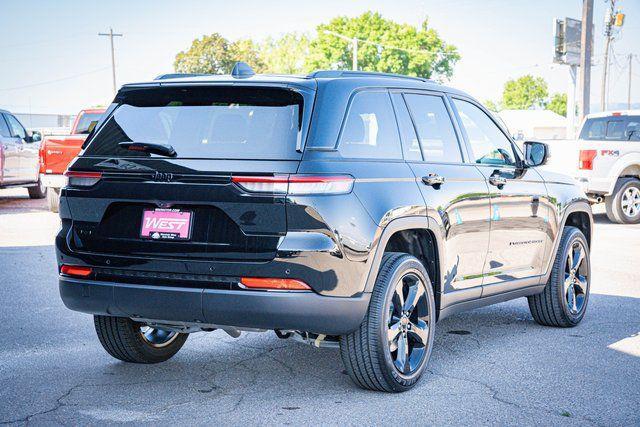 new 2025 Jeep Grand Cherokee car, priced at $43,543