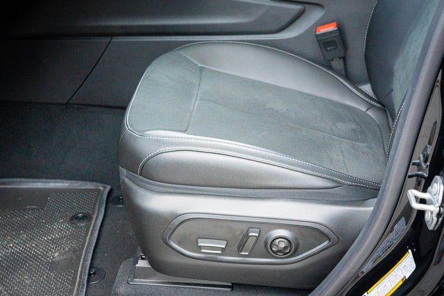 new 2025 Jeep Grand Cherokee car, priced at $43,543