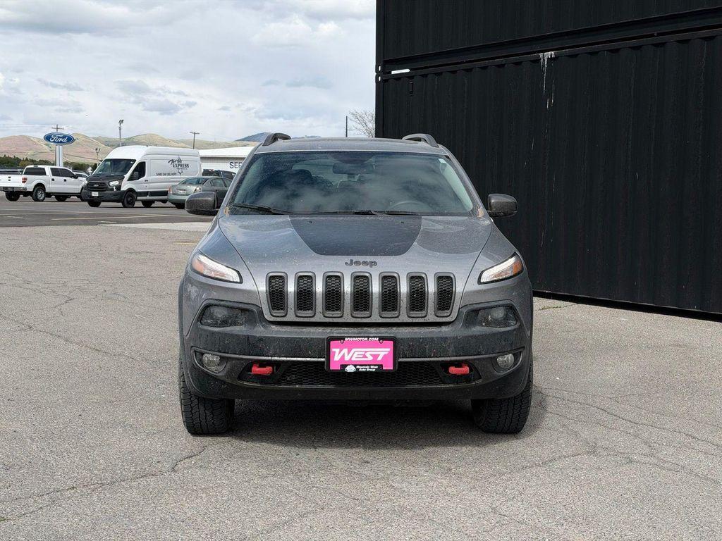 used 2016 Jeep Cherokee car, priced at $18,490