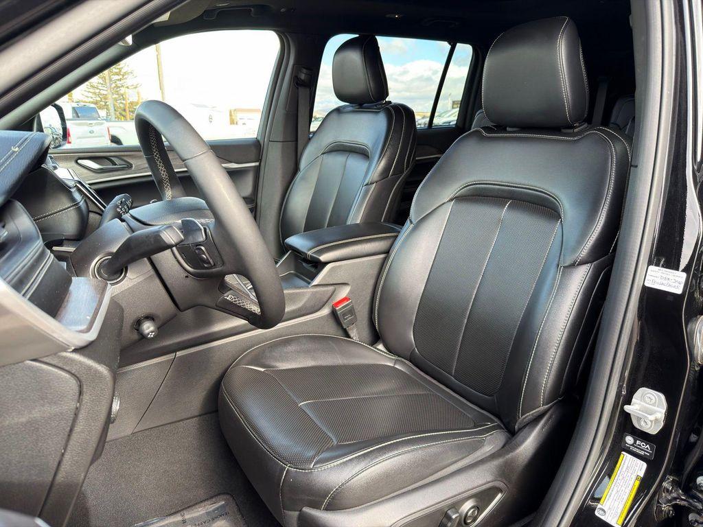 used 2024 Jeep Grand Cherokee L car, priced at $27,670