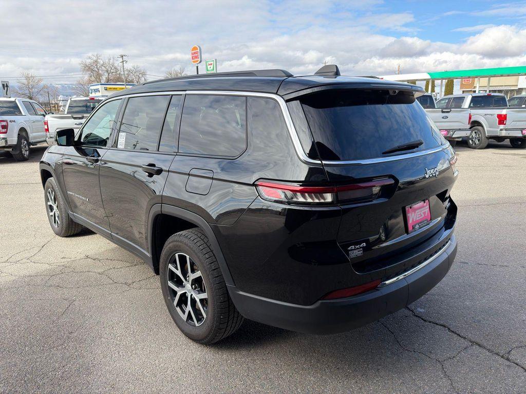 used 2024 Jeep Grand Cherokee L car, priced at $27,670