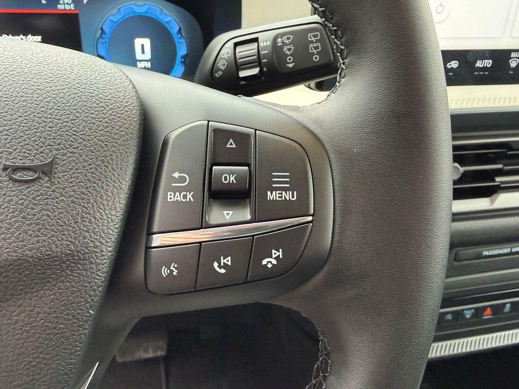 new 2025 Ford Bronco Sport car, priced at $37,921