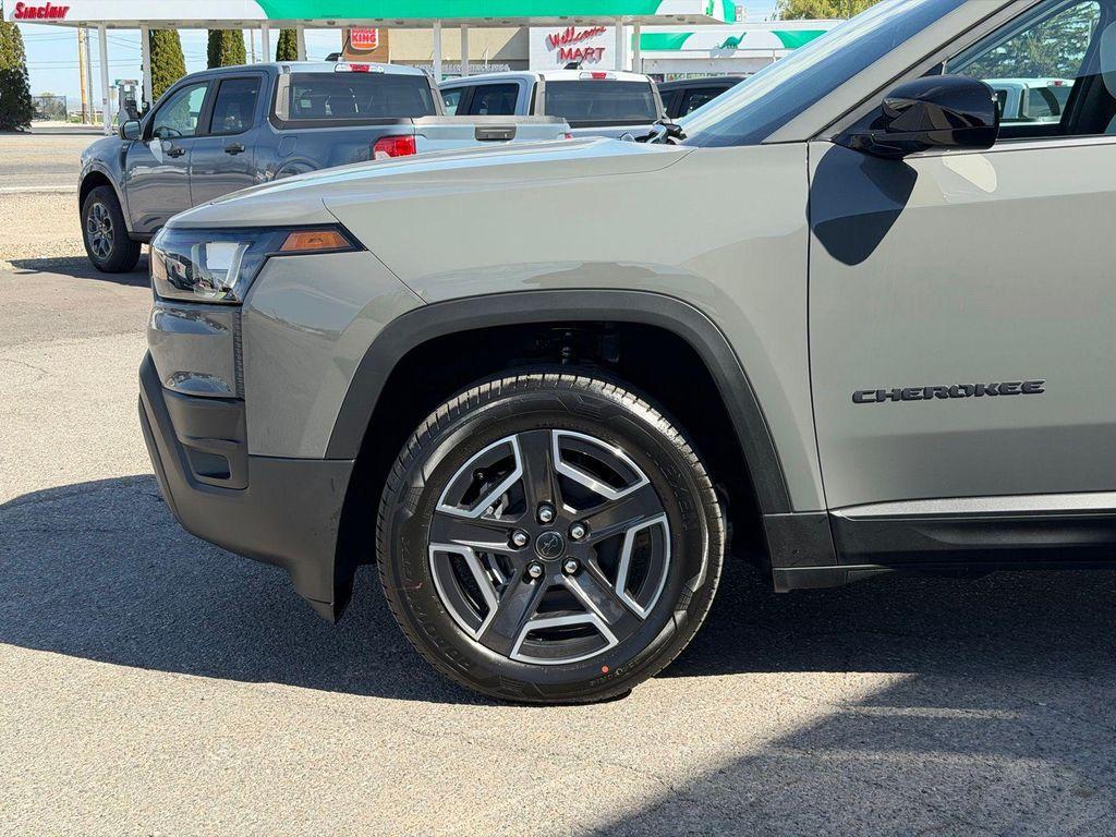 new 2026 Jeep Cherokee car, priced at $40,310