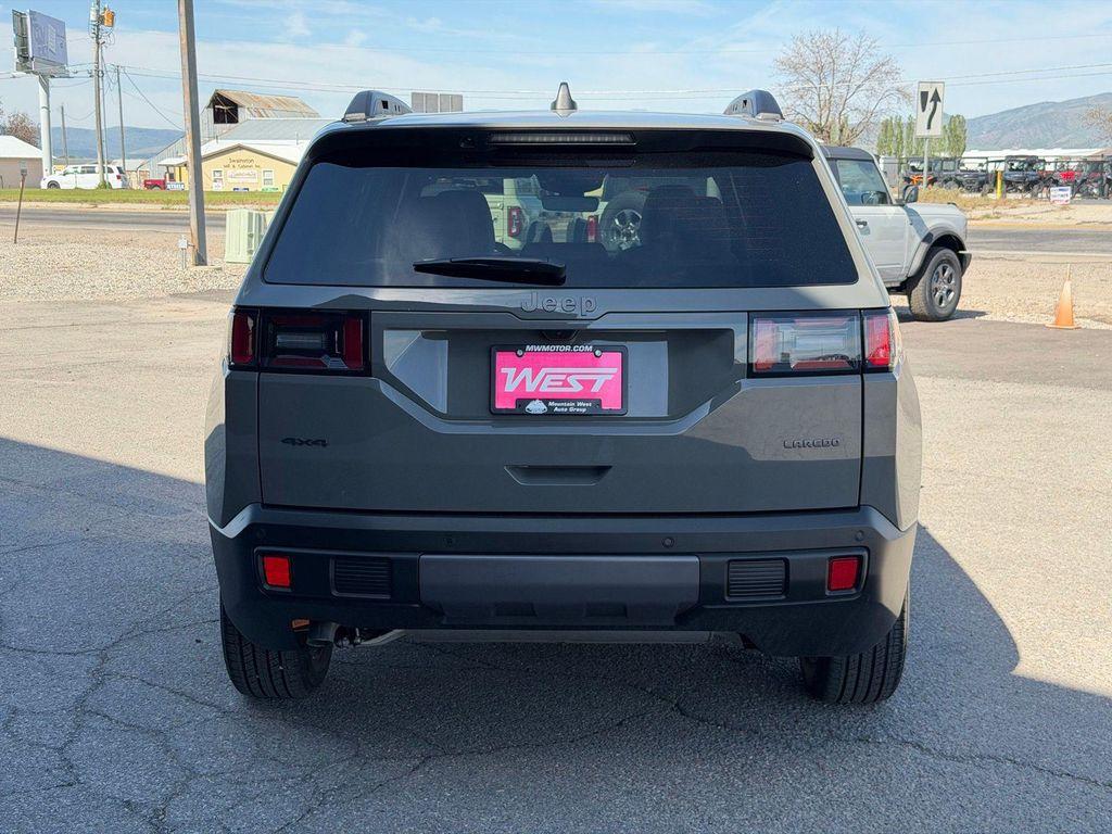 new 2026 Jeep Cherokee car, priced at $40,310