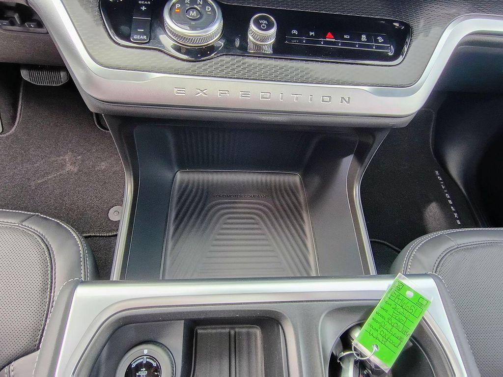 new 2026 Ford Expedition Max car, priced at $80,926