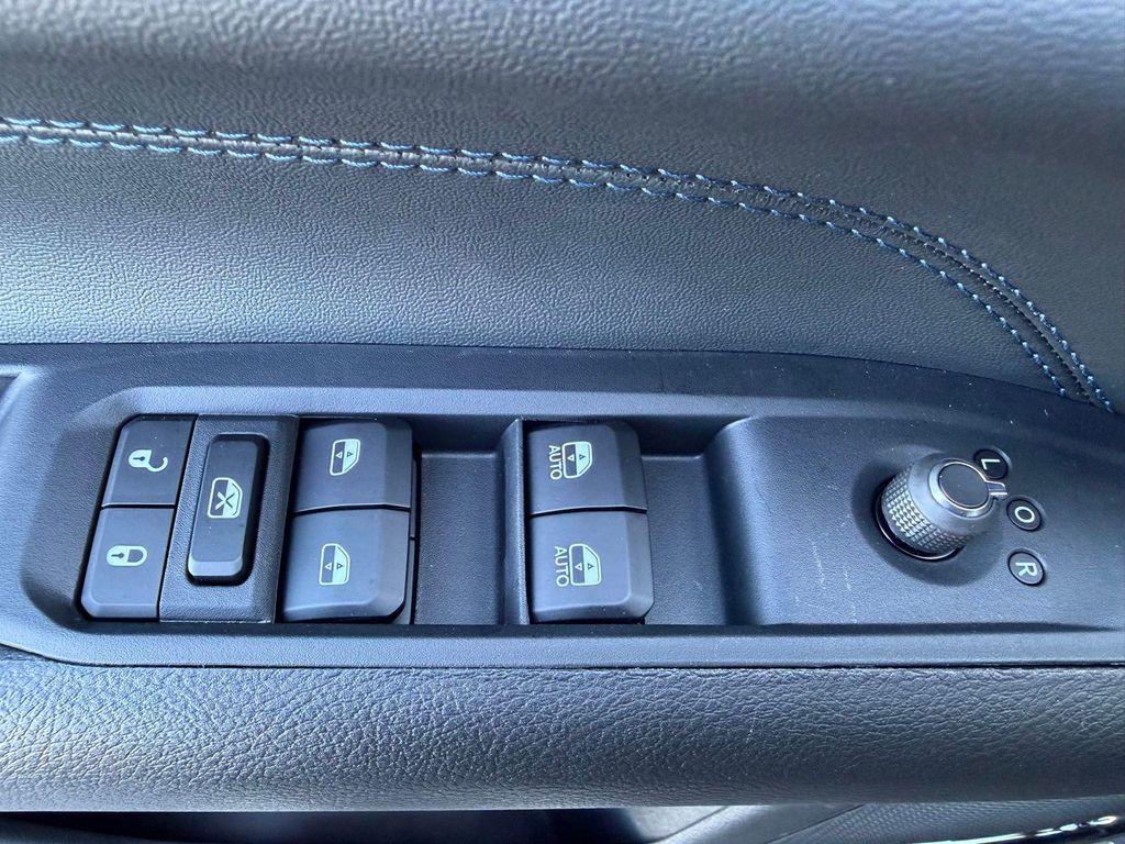 new 2026 Jeep Compass car, priced at $33,010